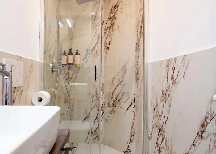 Otel Ad Nazionale Roma