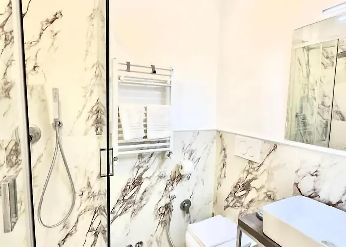 Otel Ad Nazionale Roma